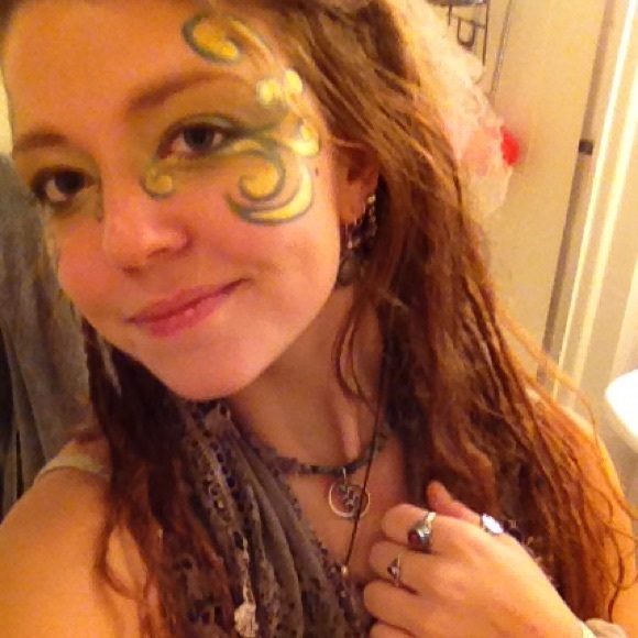 Meet your Posher, Angie