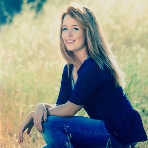 Meet your Posher, Hillary