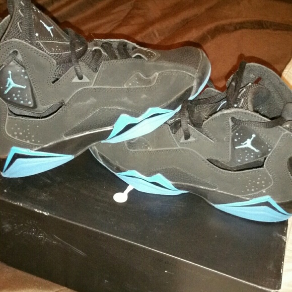 Boys Jordan 8 Retro