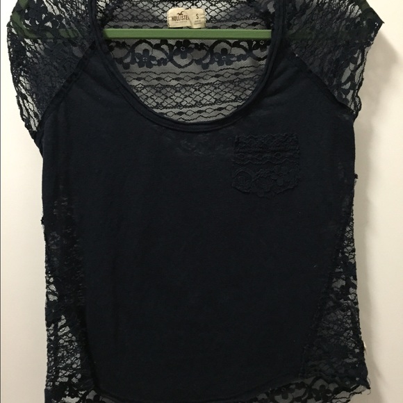 Hollister blouse (size M)