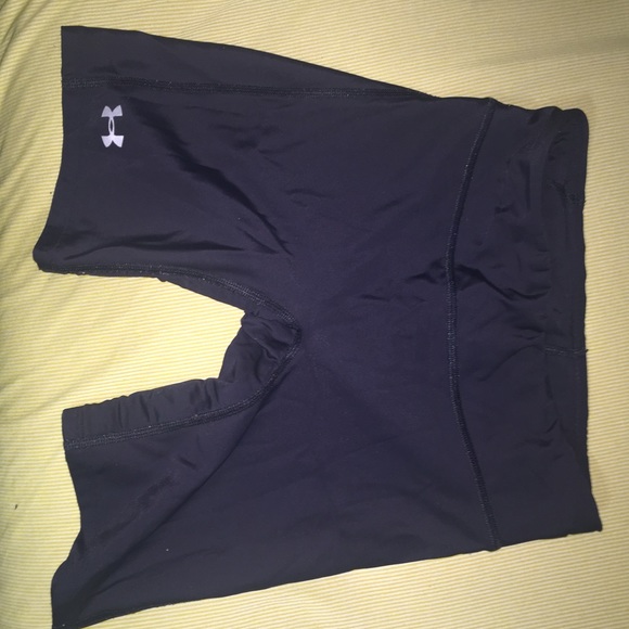 Black Under Armour Spandex/Sliders