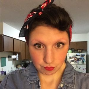 Meet your Posher, Alana