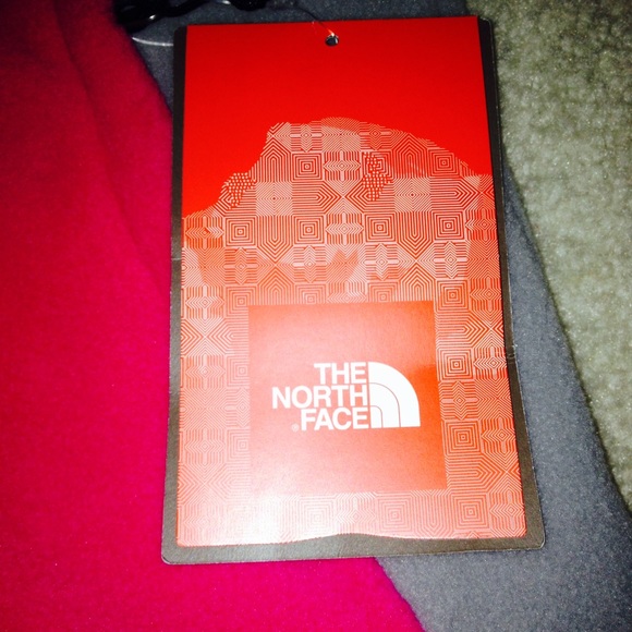 North Face Extra Small Windy Jacket in Dazzle Pink - Picture 2 of 2