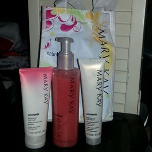 Mary Kay Pomegranate Satin Hands