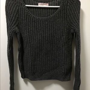 Grey knit Abercrombie & Fitch sweater (size M)