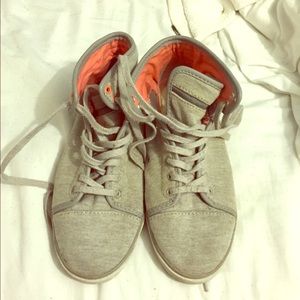 Grey vans