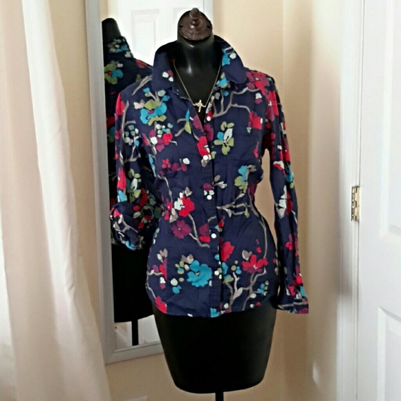 Old Navy Button Down Shirt