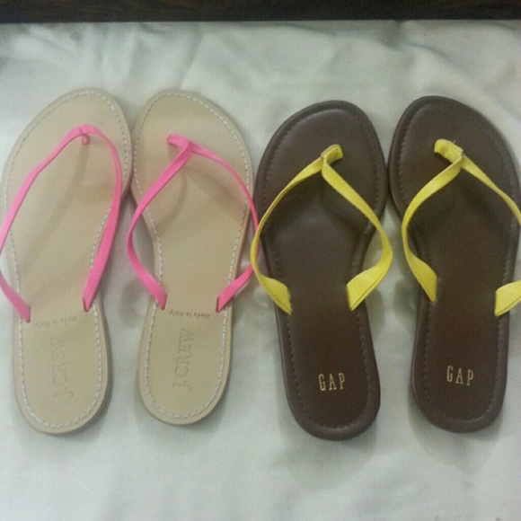 J. Crew Neon Pink Capri & Gap Yellow sandals