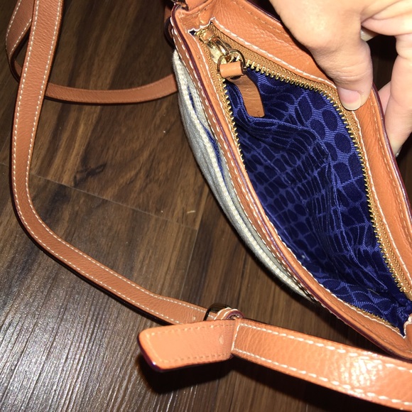 *SOLD* Kate Spade Crossbody + Wallet - Picture 2 of 3