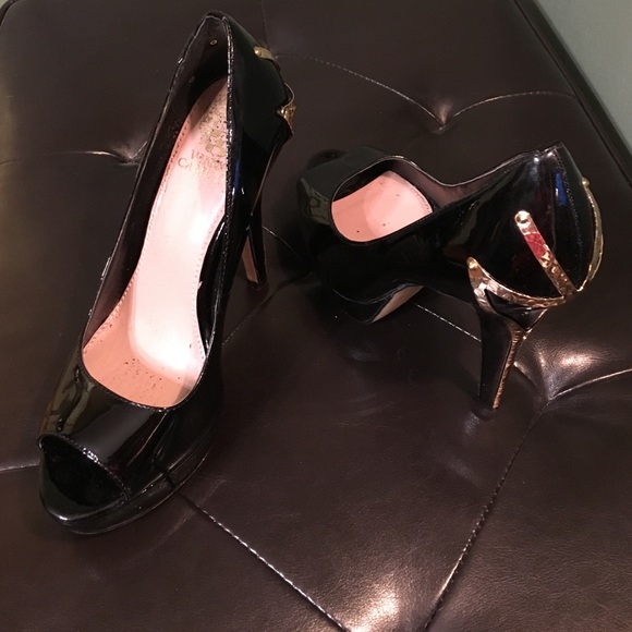 Vince Camuto heels
