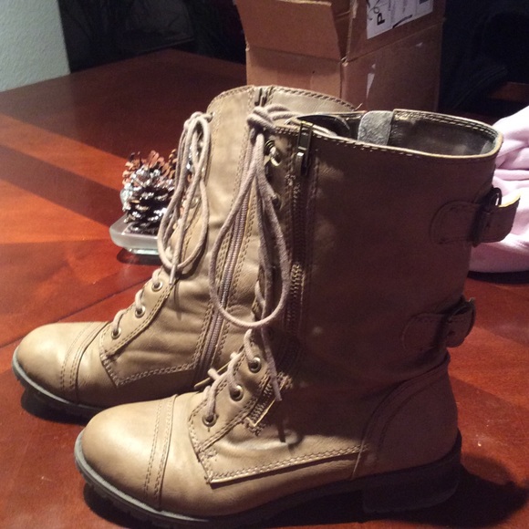 Camel colored boots! Never worn.