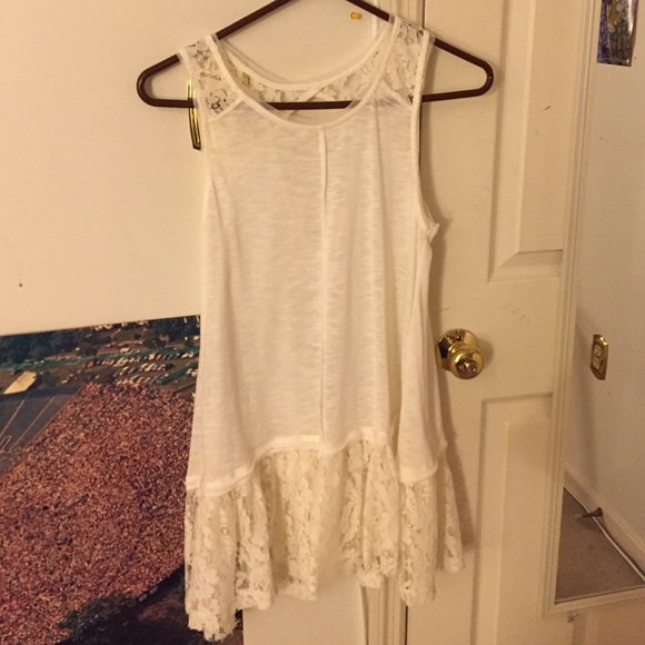 White lace tank