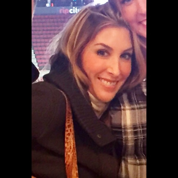 Meet your Posher, Michaelle