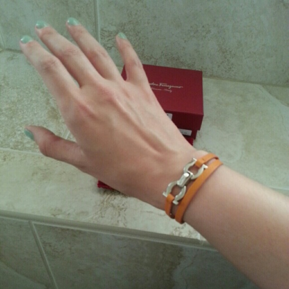 **SOLD**Salvatore Ferragamo Double Gancio Bracelet - Picture 2 of 4