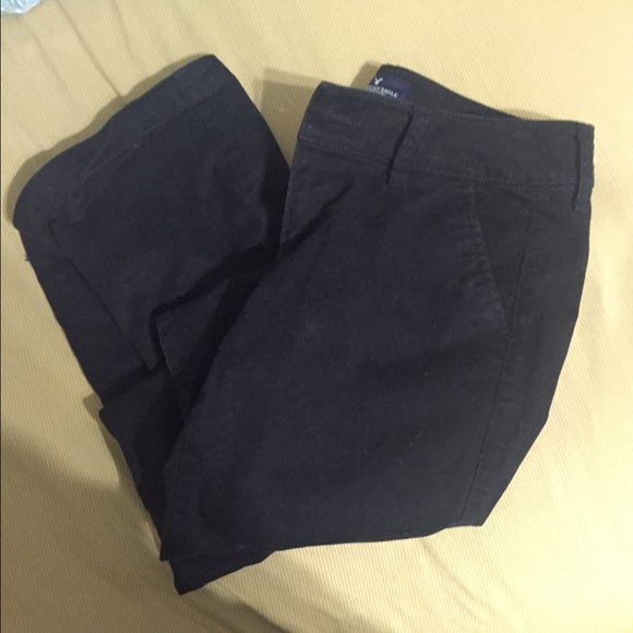 American Eagle Khaki Pants Size2 Kick Boot Black