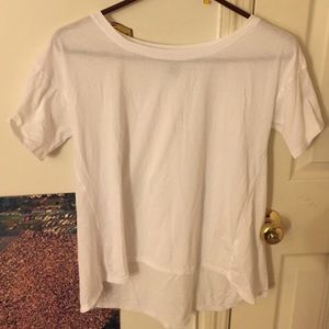 White Old Navy tee