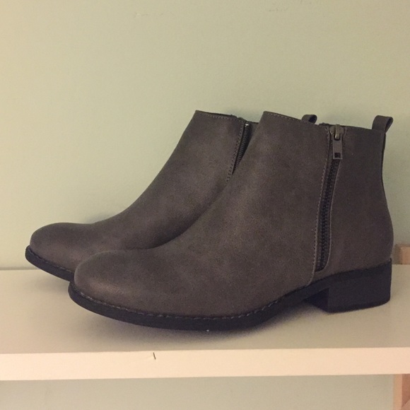 BRAND NEW dark grey ankle boots