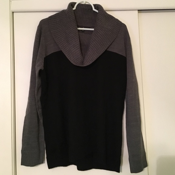 Related Searches So, if you want to test the waters or add a punch of color without going overboard, use something gray (pants, sweater, jacket) to manage the boldness of stronger, brighter colors. Not only will.