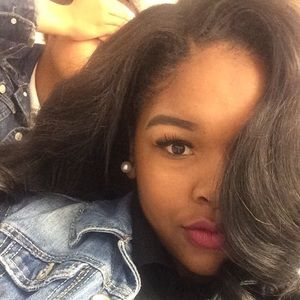 Meet your Posher, Amber