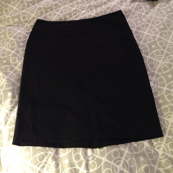 🌟$10 SALE🌟Black pencil skirt
