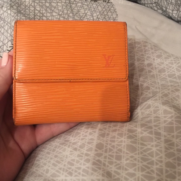 100% authentic Louis Vuitton wallet