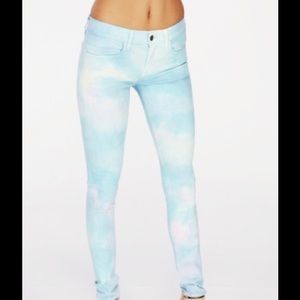 🍕Wildfox 🍾Marianne Skinny Jeans in Daydream☁️