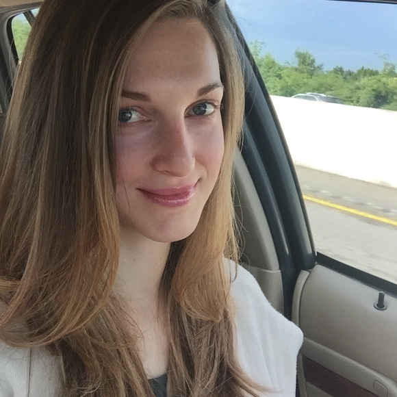 Meet your Posher, Adrianne - Picture 1 of 1