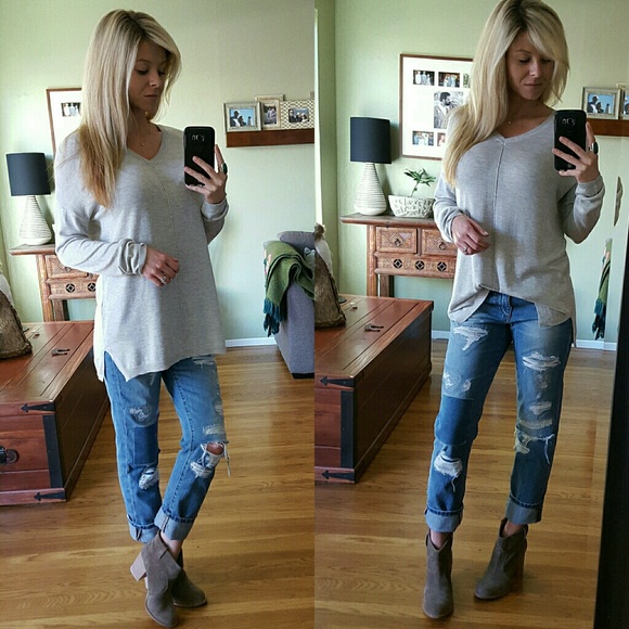 RESERVED πBeautiful Heather Gray Sweater - Picture 4 of 4