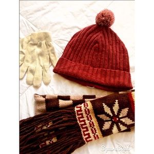 Hollister Beanie and Scarf