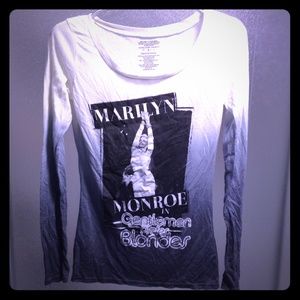 Marilyn Monroe Long Sleeve Tee Small