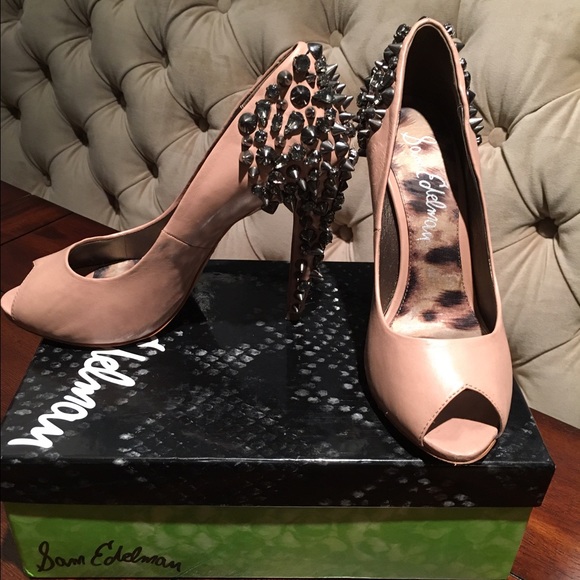 Sam Edelman spiked heel pumps tan Size 7.5