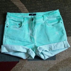 H&M colored shorts