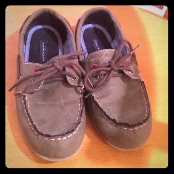 Kids boat shoes