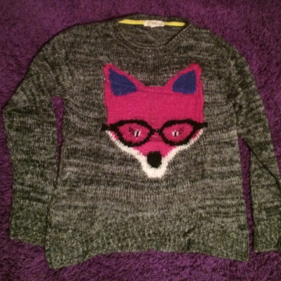 Cute fox sweater
