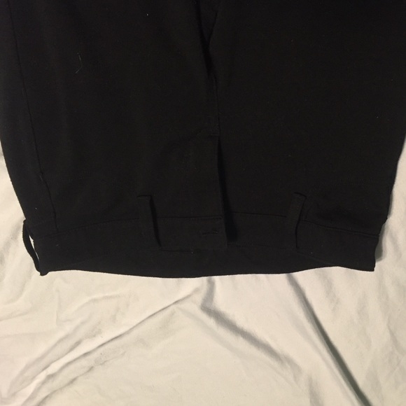 Black legging style skinny jeans - Picture 2 of 4