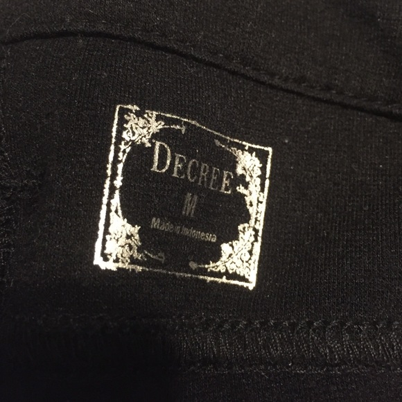 Black legging style skinny jeans - Picture 4 of 4