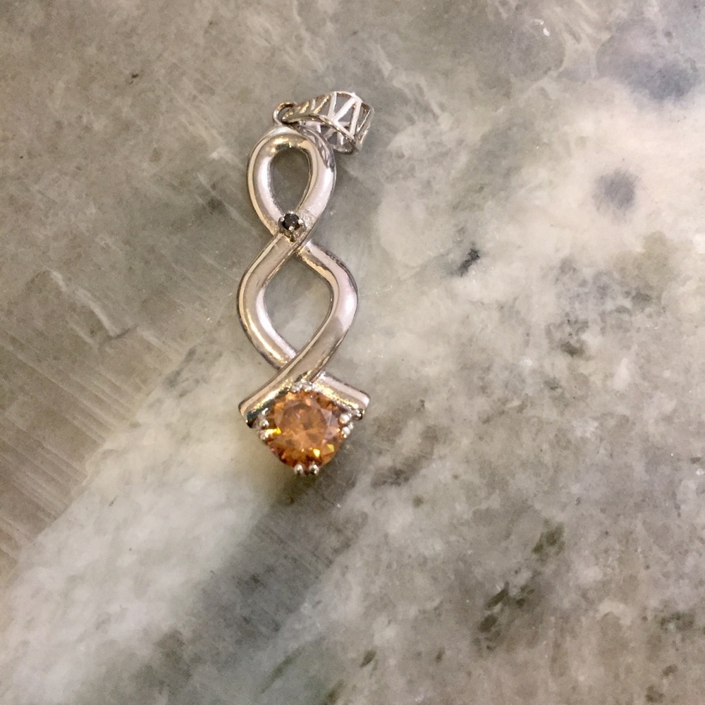 Beautiful Moissanite (chocolate diamond) Pendant