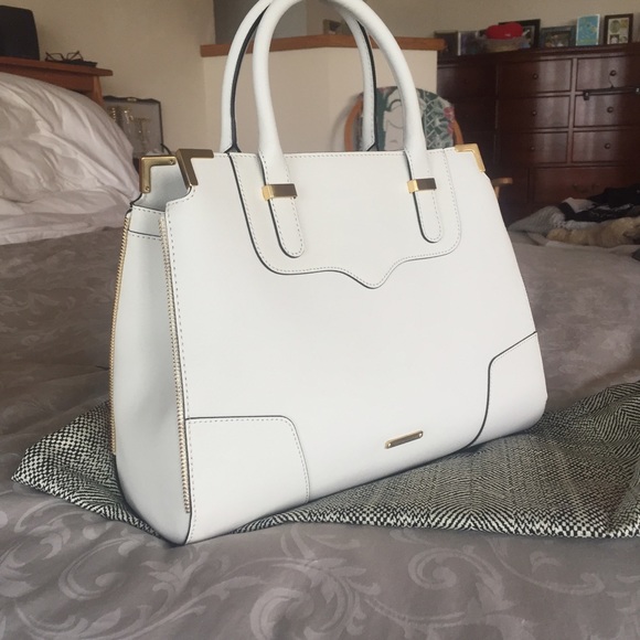 Rebecca Minkoff Handbags - Rebecca Minkoff Amorous Satchel