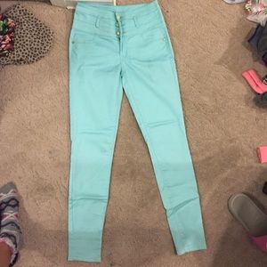 Mint Jeans