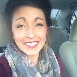 Meet your Posher, Kaila