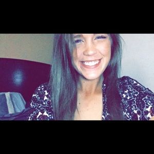 Meet your Posher, Bobbie