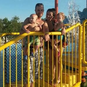 Meet your Posher, Johnseidie