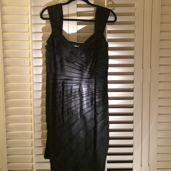 Little Black Dress satin with asymmetric design - Picture 1 of 3