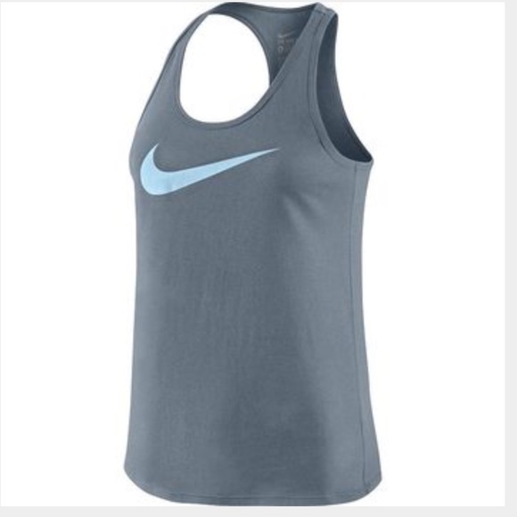 Nike Tops - 🎁nwt Nike swoosh tank🎁