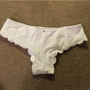 SOLD ON M  E  R  R  C  A  R  I