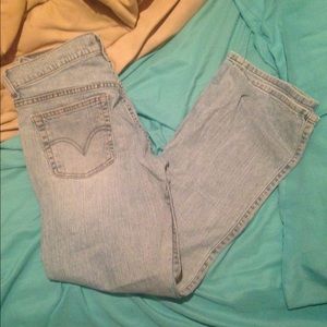 2 pairs of jeans