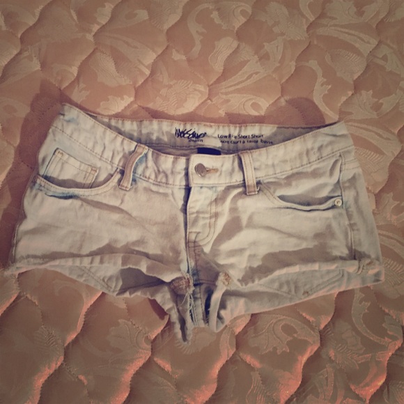 Short shorts