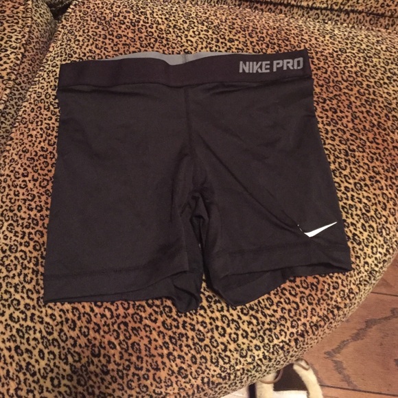 Black nike pro shorts