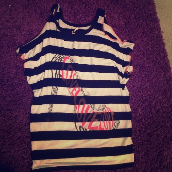 Cute stripped shirt