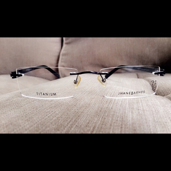 Glasses color is more of a burgundy .